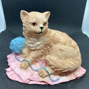 Silver Deer's Ark by Tom Rubel Ginger Cat with Yarn on a Blanket Figurine 1991